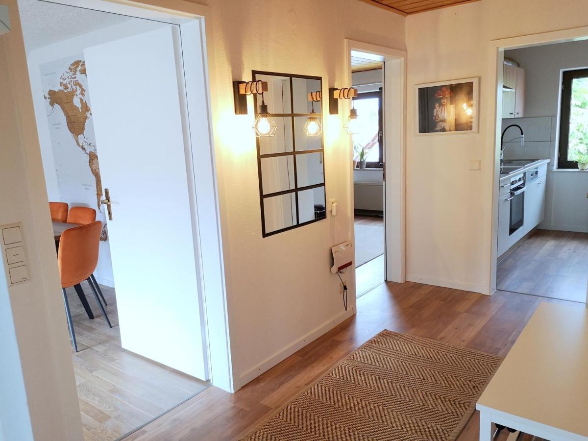 Helle Ferienwohnung mit Balkon, Küche, Parkplatz&Waschmaschine Offenburg Exterior foto